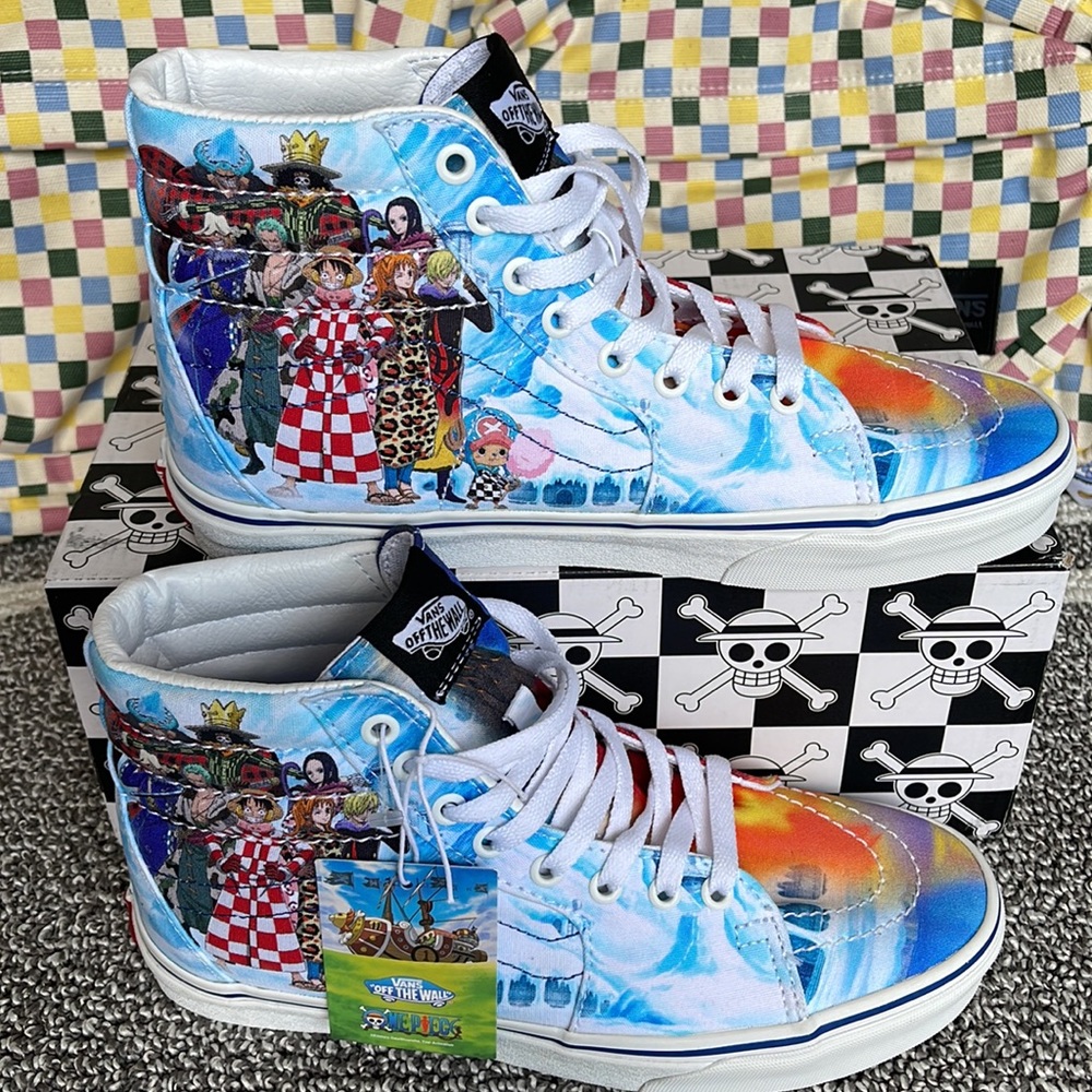 Vans Men’s Sk8-Hi
One Piece Punk Hazard Multi 
VN0007NS448
Sneakers - Picture 6 of 16